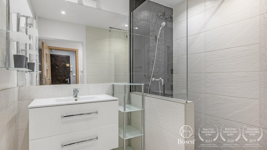 BOSEN | Na prenájom 3 izbový byt v centre mesta Malacky