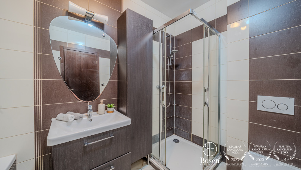 BOSEN | 3 izbový byt so záhradou a parkovacím miestom, Rovinka