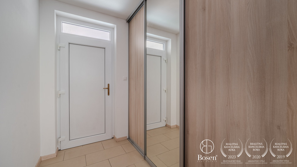 BOSEN | 3 izbový byt so záhradou a parkovacím miestom, Rovinka