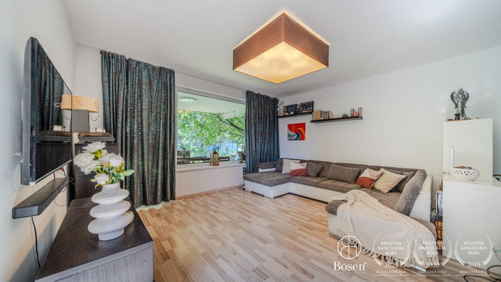 BOSEN | 3 izbový byt so záhradou a parkovacím miestom, Rovinka