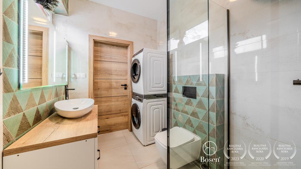 BOSEN | Príjemný kompletne zariadený rodinný dom na predaj