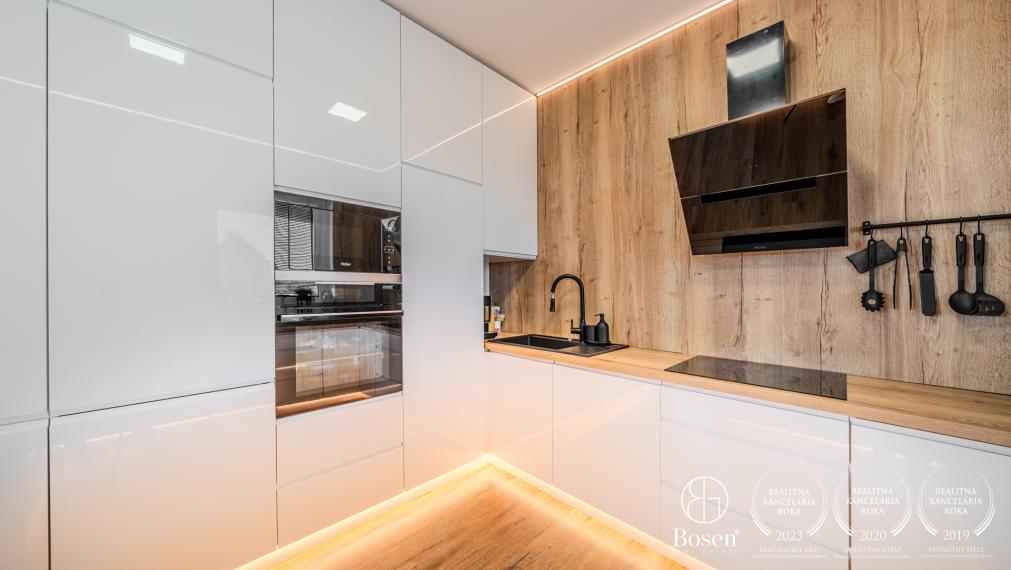 BOSEN | Príjemný kompletne zariadený rodinný dom na predaj