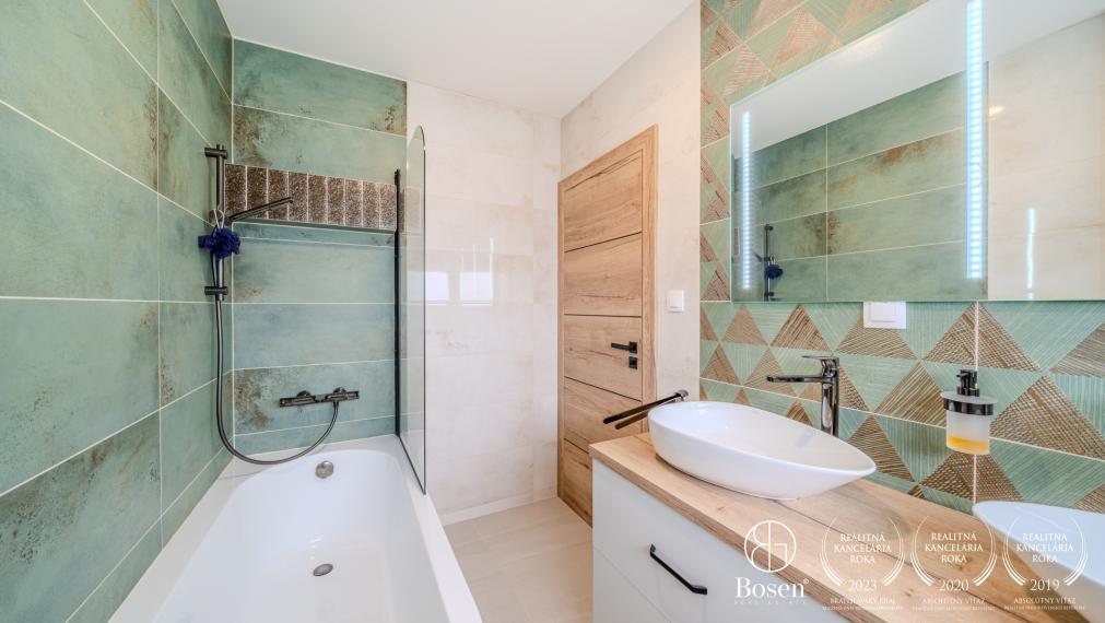 BOSEN | Príjemný kompletne zariadený rodinný dom na predaj