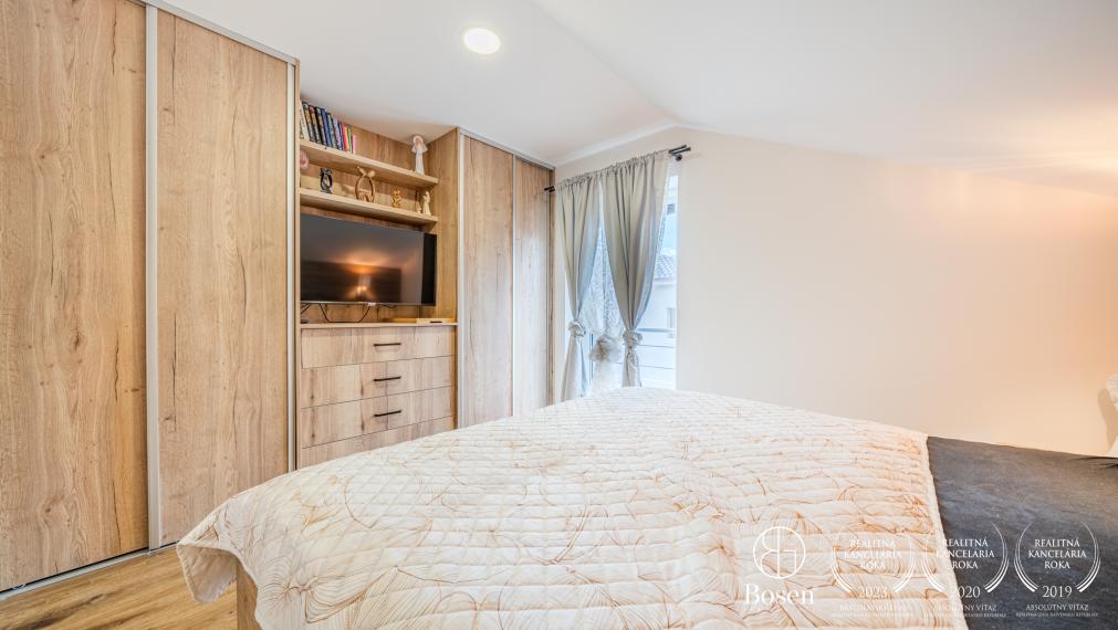 BOSEN | Príjemný kompletne zariadený rodinný dom na predaj