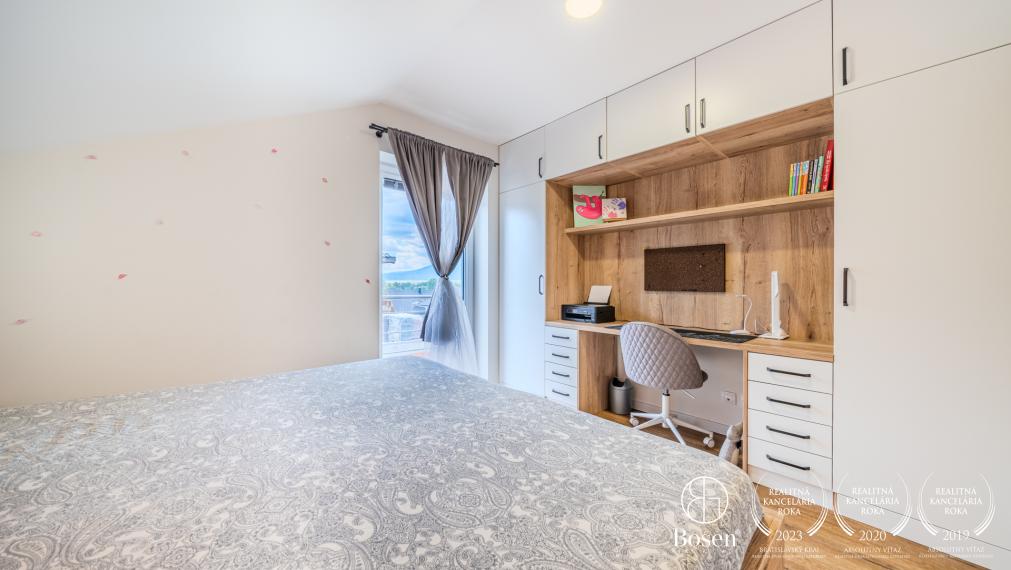 BOSEN | Príjemný kompletne zariadený rodinný dom na predaj