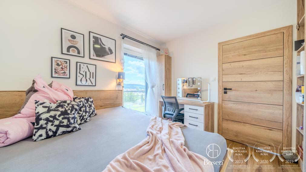 BOSEN | Príjemný kompletne zariadený rodinný dom na predaj