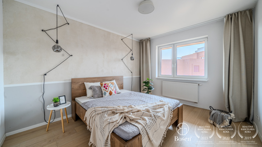 PREDANÉ: BOSEN | 4kk byt v novostavbe Pari s výhľadom na Zwirn