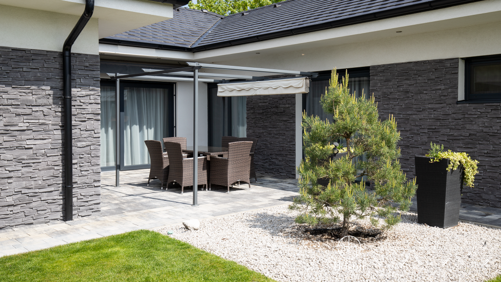 REZERVOVANÉ | BOSEN | Nadštandardný 5i RD s dvojgarážou