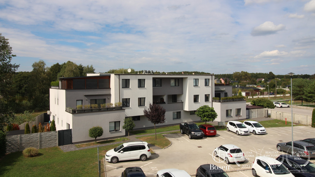 BOSEN | 3 izbový byt s terasou, Školské Námestie, Rohožník