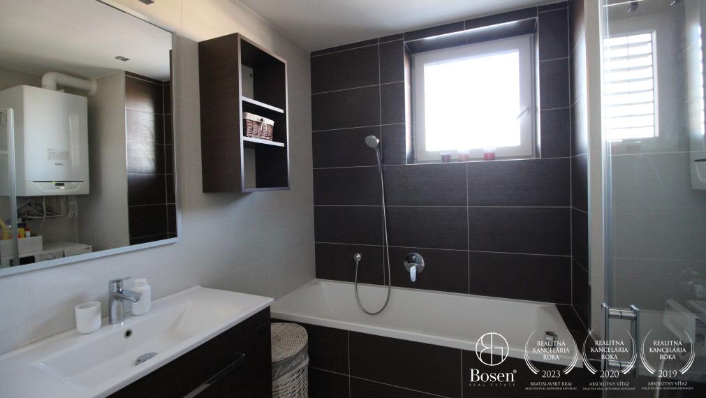 BOSEN | 3 izbový byt s terasou, Školské Námestie, Rohožník