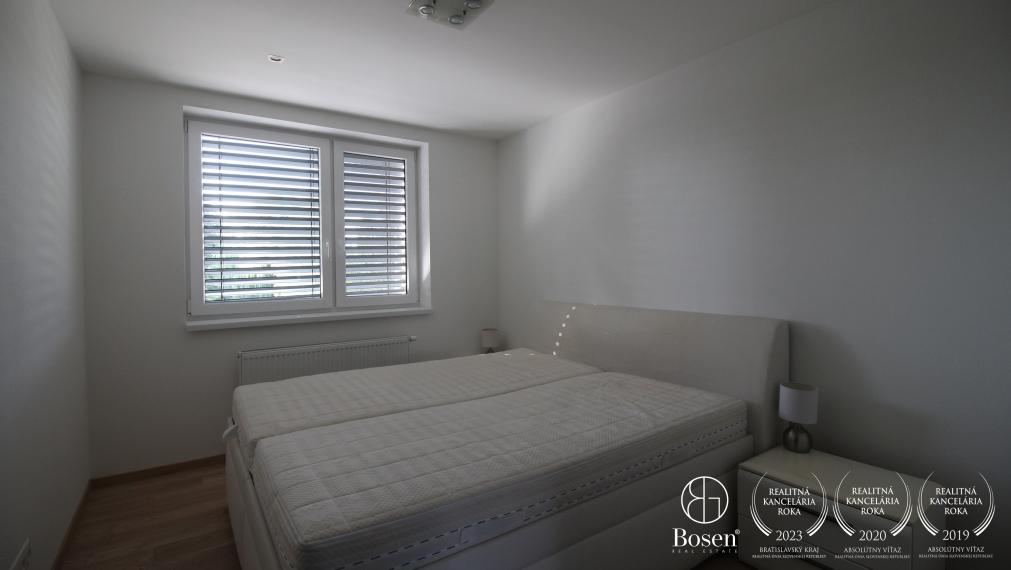 BOSEN | 3 izbový byt s terasou, Školské Námestie, Rohožník