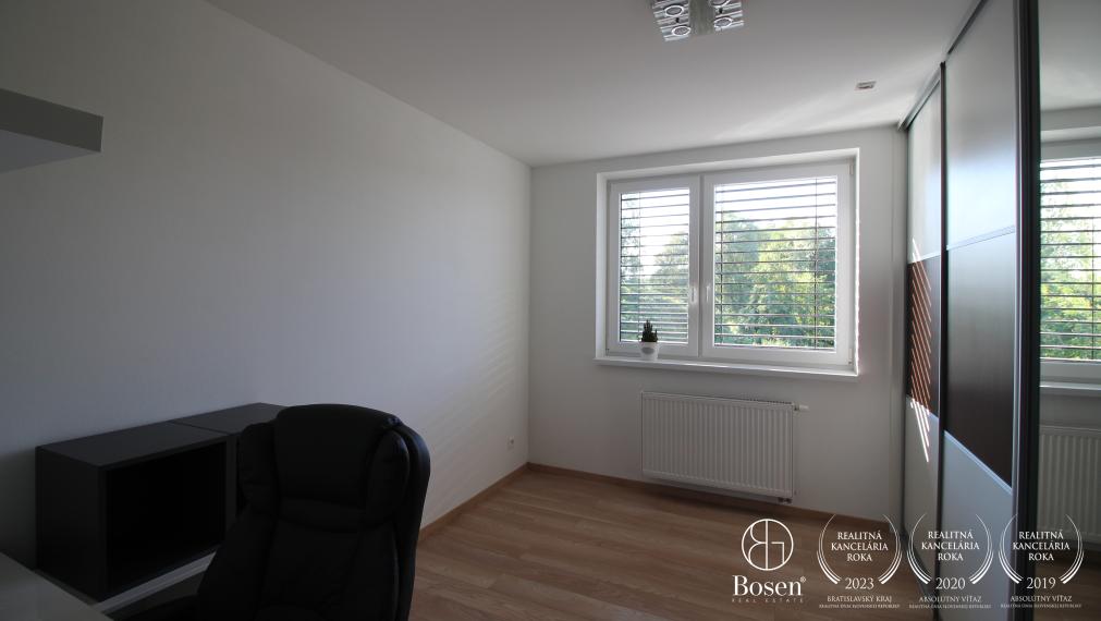 BOSEN | 3 izbový byt s terasou, Školské Námestie, Rohožník