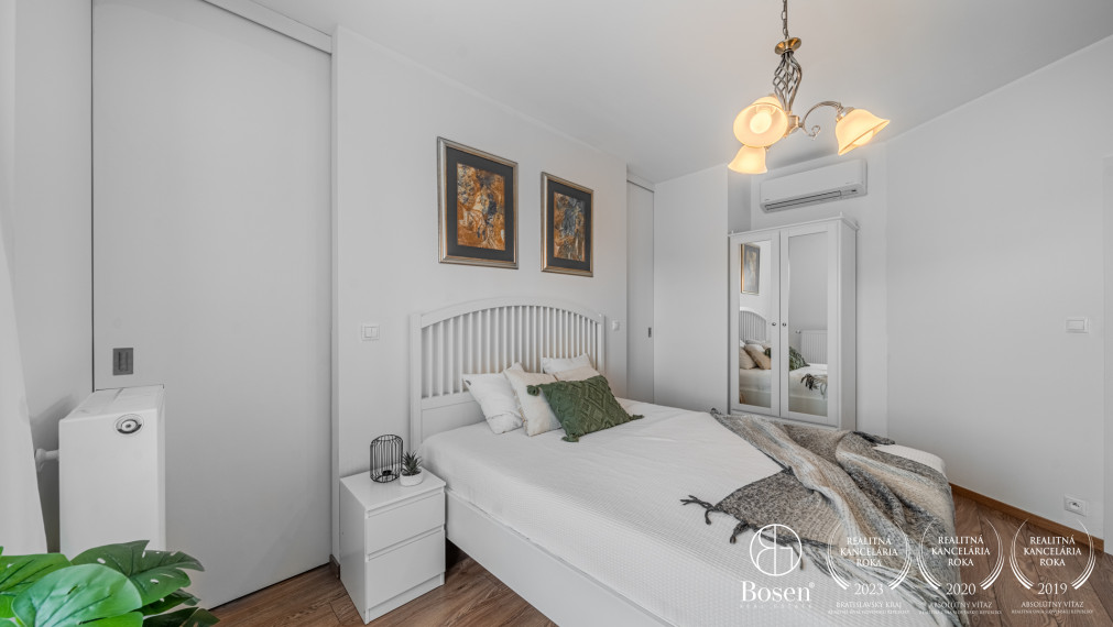 BOSEN | PRENAJATÉ 4 izbový penthouse v obľúbenom projekte Modrá guľa, 230m2, Staré mesto