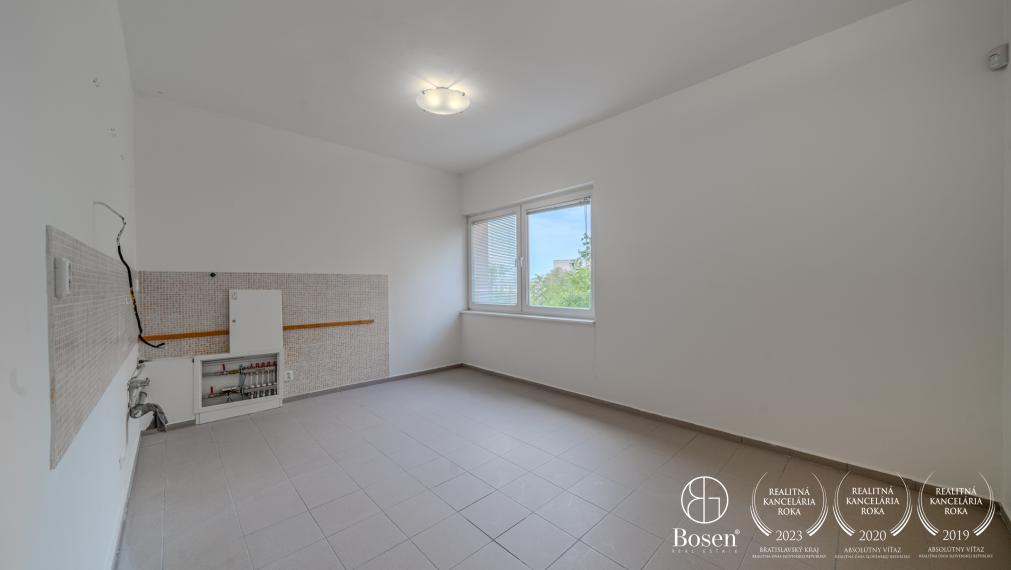 BOSEN | Predaj obchodného priestoru 177 m2, Višňová ul., Bratislava - Nové Mesto