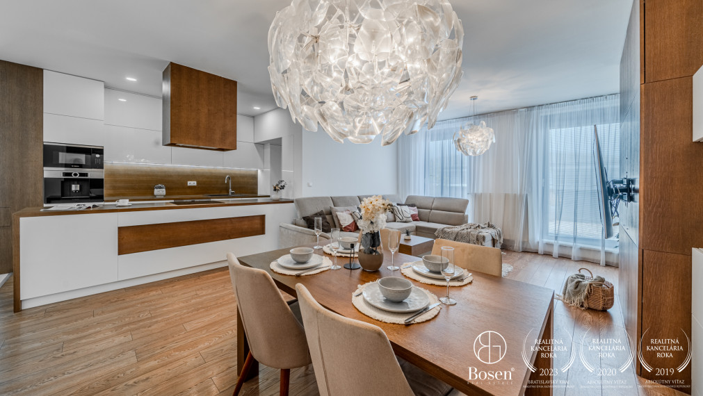 BOSEN | Prenájom 4 izbový penthouse v obľúbenom projekte Modrá guľa, 230m2, Staré mesto