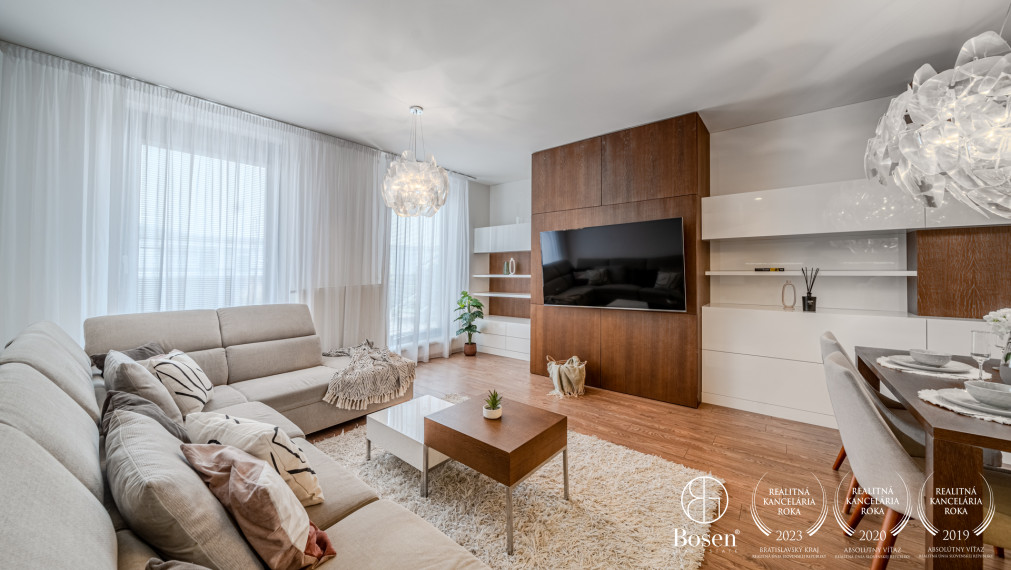 BOSEN | Prenájom 4 izbový penthouse v obľúbenom projekte Modrá guľa, 230m2, Staré mesto