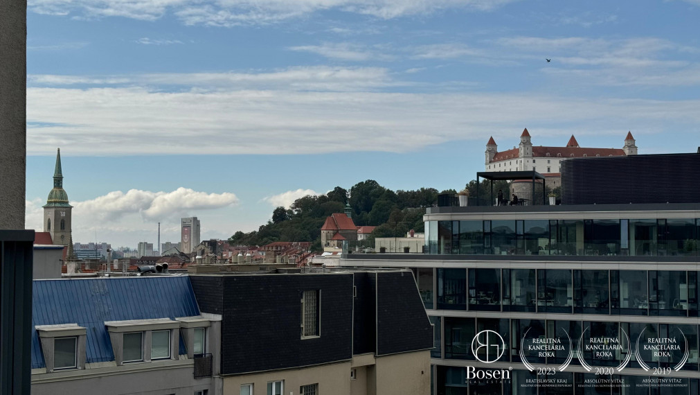 BOSEN | Prenájom 4 izbový penthouse v obľúbenom projekte Modrá guľa, 230m2, Staré mesto