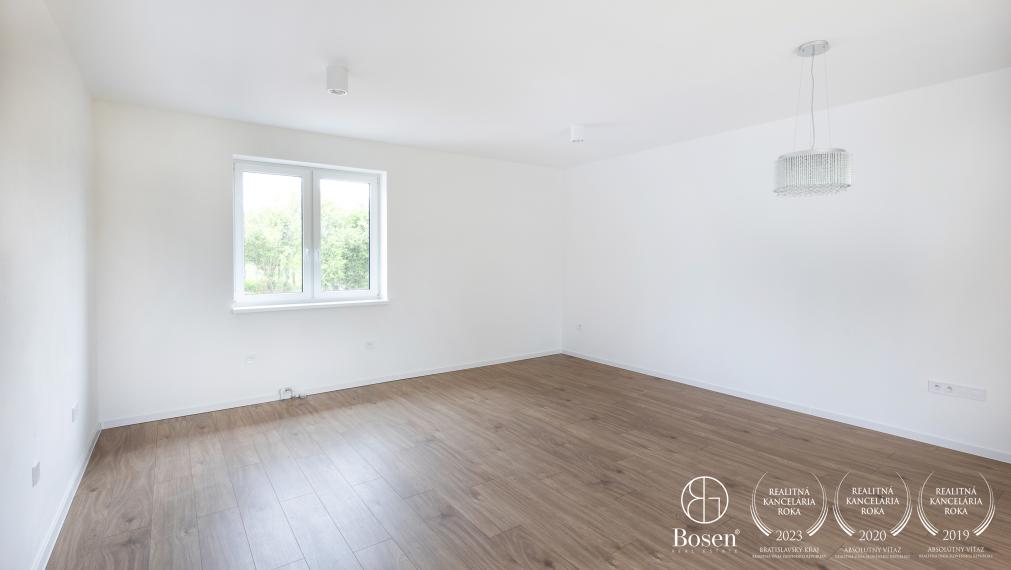 BOSEN | Novostavba RD s tepelným čerpadlom Čaradice