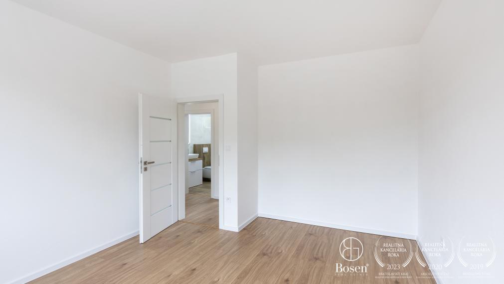 BOSEN | Novostavba RD s tepelným čerpadlom Čaradice