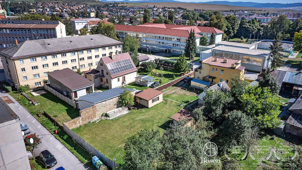 BOSEN |  REZERVOVANE  Ideálny stavebný pozemok v blízkosti centra mesta