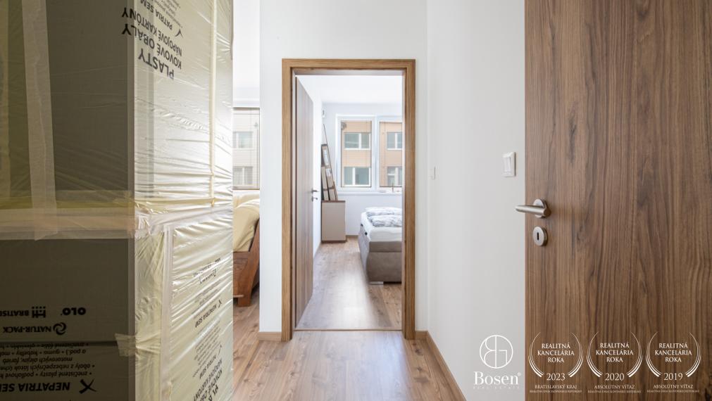 BOSEN | 2izbový byt v novostavbe ANNA PARK, Miloslavov, parkovacie  miesto