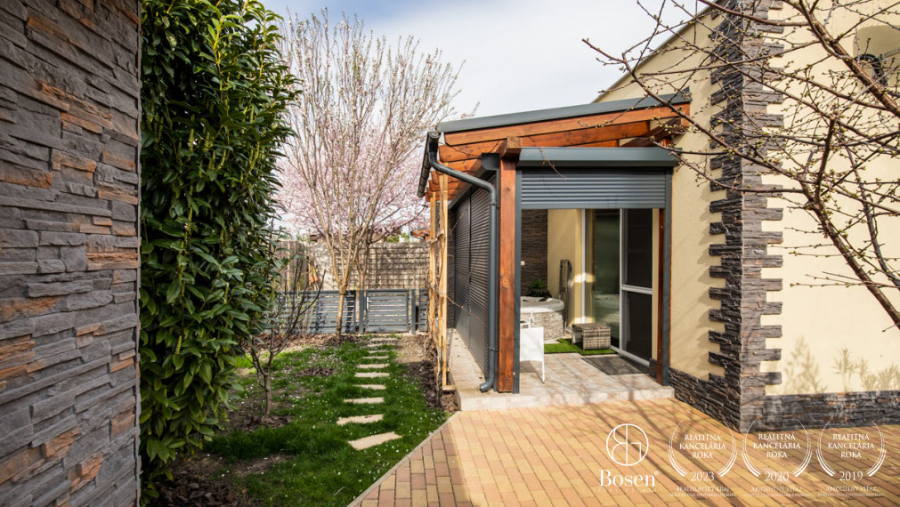 BOSEN | 3i Rodinný dom v tichej časti Dunajskej Stredy na konci slepej ulici