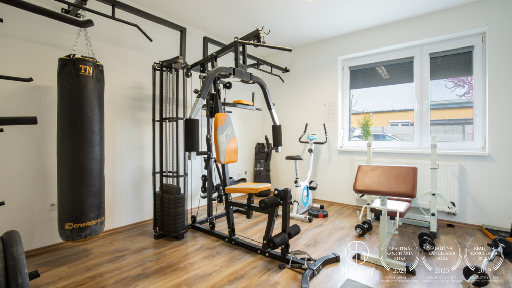 BOSEN | 3i Rodinný dom v tichej časti Dunajskej Stredy na konci slepej ulici