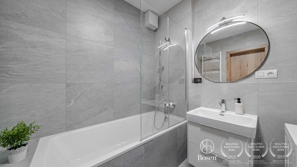 BOSEN | Prenájom kompletne zariadený 3 izbový byt s garážovým státím, 81,93 m2, ZWIRN, Bratislava -  m.č. Ružinov