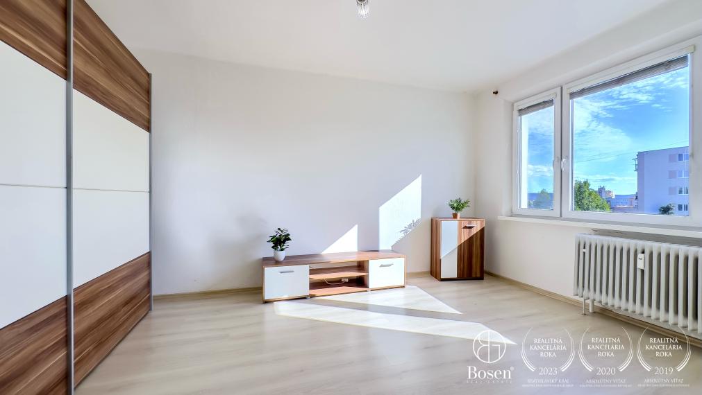 BOSEN | Slnečný 1 izb.byt v centre mesta, Lučenec, Partizánska, 36m2