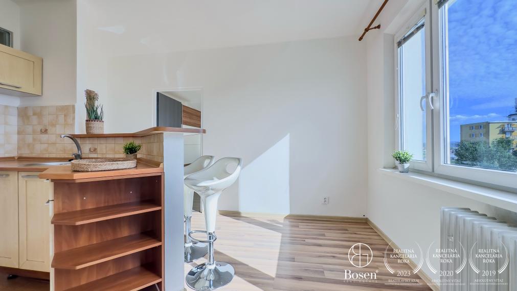 BOSEN | Slnečný 1 izb.byt v centre mesta, Lučenec, Partizánska, 36m2