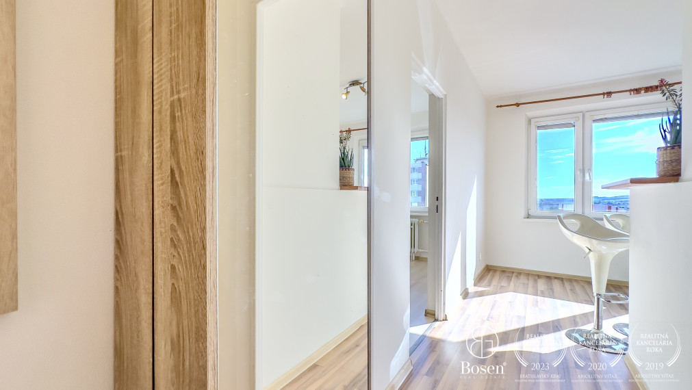 BOSEN | Slnečný 1 izb.byt v centre mesta, Lučenec, Partizánska, 36m2