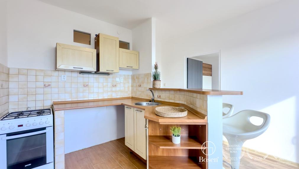 BOSEN | Slnečný 1 izb.byt v centre mesta, Lučenec, Partizánska, 36m2