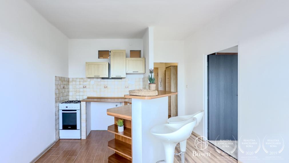 BOSEN | Slnečný 1 izb.byt v centre mesta, Lučenec, Partizánska, 36m2