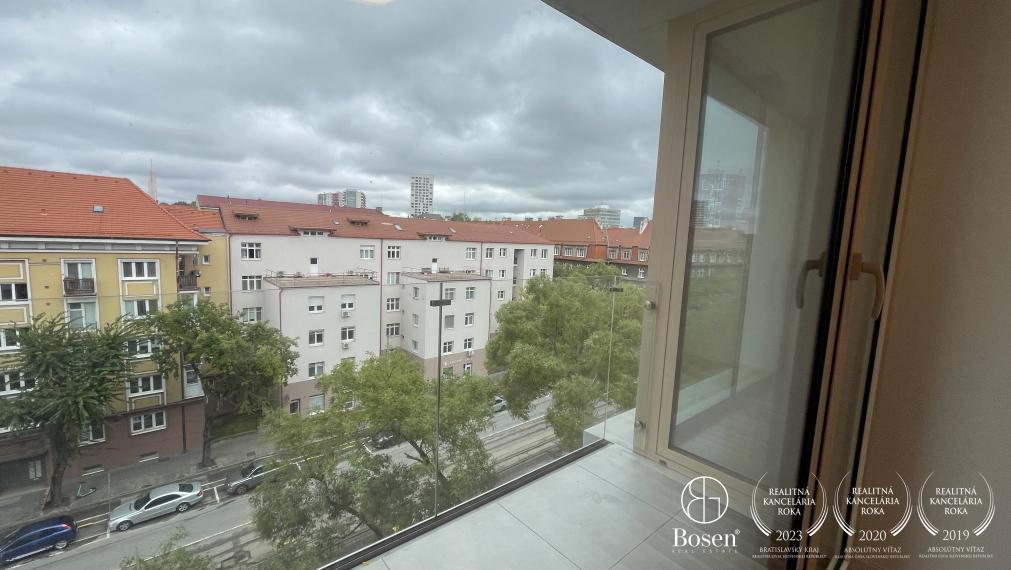 BOSEN | Priestranný 2 izb.byt v projekte VAJNORSKA 21, Bratislava centrum, Budyšínska