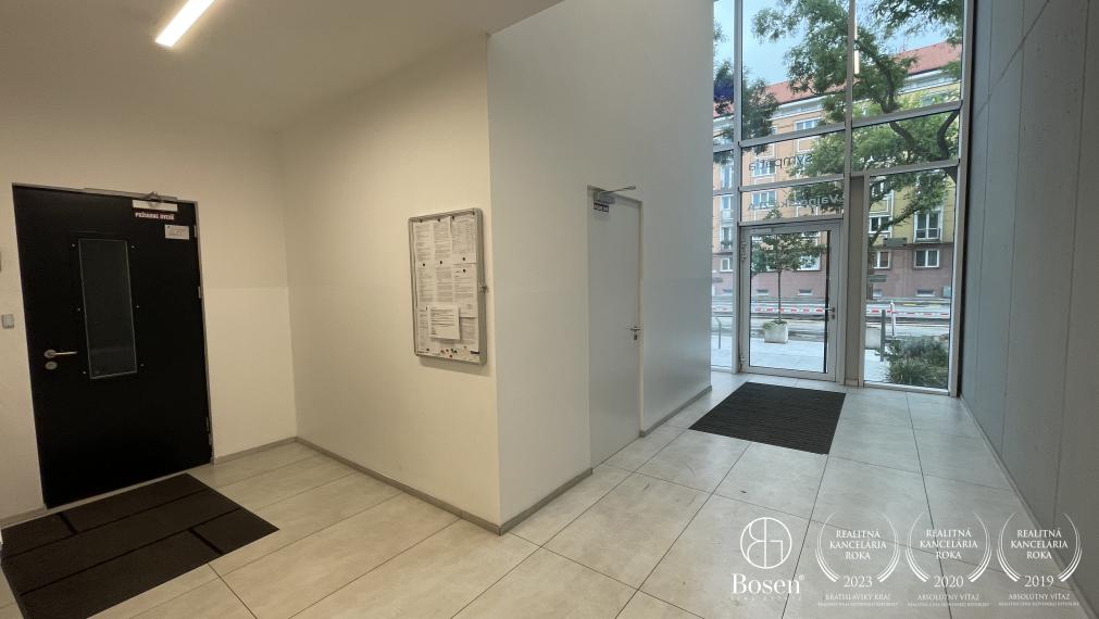 BOSEN | Priestranný 2 izb.byt v projekte VAJNORSKA 21, Bratislava centrum, Budyšínska