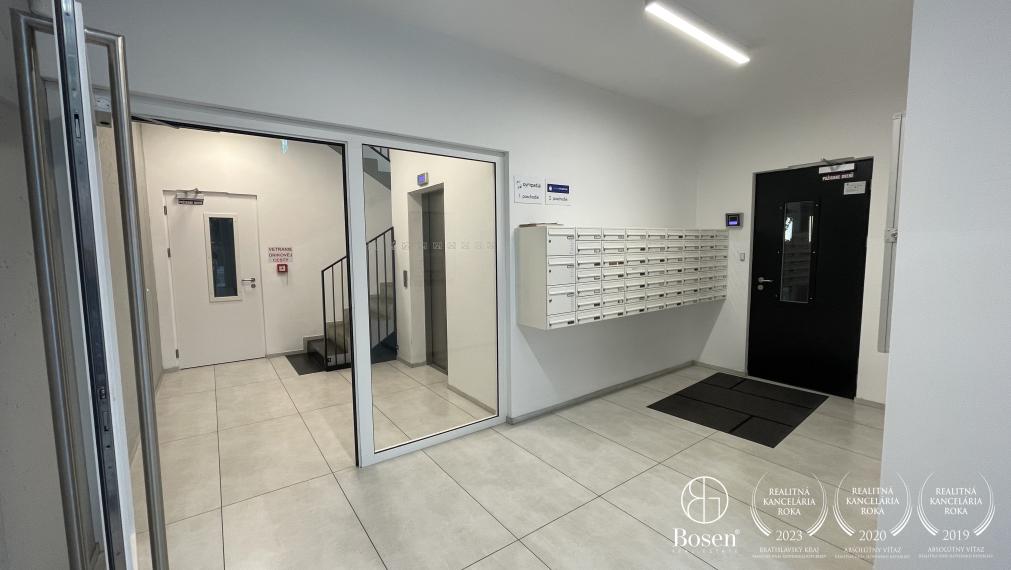 BOSEN | Priestranný 2 izb.byt v projekte VAJNORSKA 21, Bratislava centrum, Budyšínska