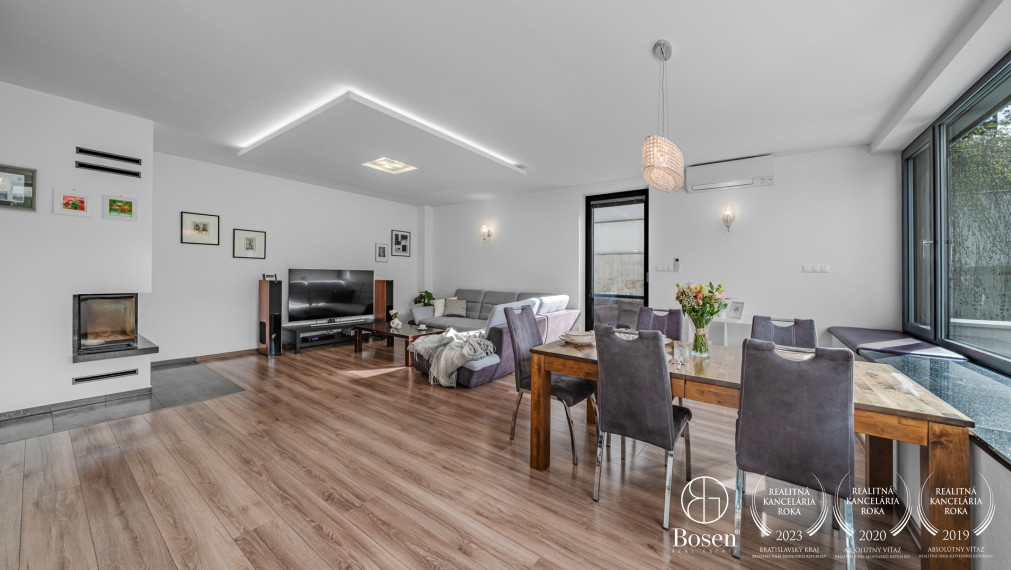 BOSEN | Modern 6-room family house in a beautiful setting with a garage for 3 cars, Plánky, Bratislava, 889m²