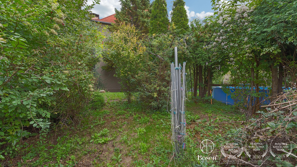 BOSEN | Veľkoplošný 4 izbový byt v obci Dobermannsdorf v Rakúsku, so záhradou a garážou