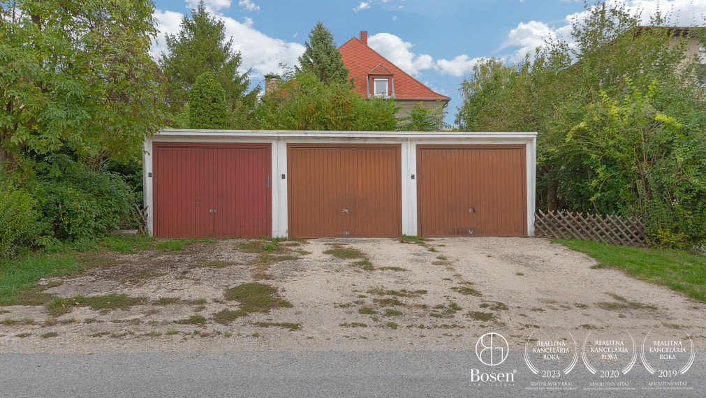 BOSEN | Veľkoplošný 4 izbový byt v obci Dobermannsdorf v Rakúsku, so záhradou a garážou