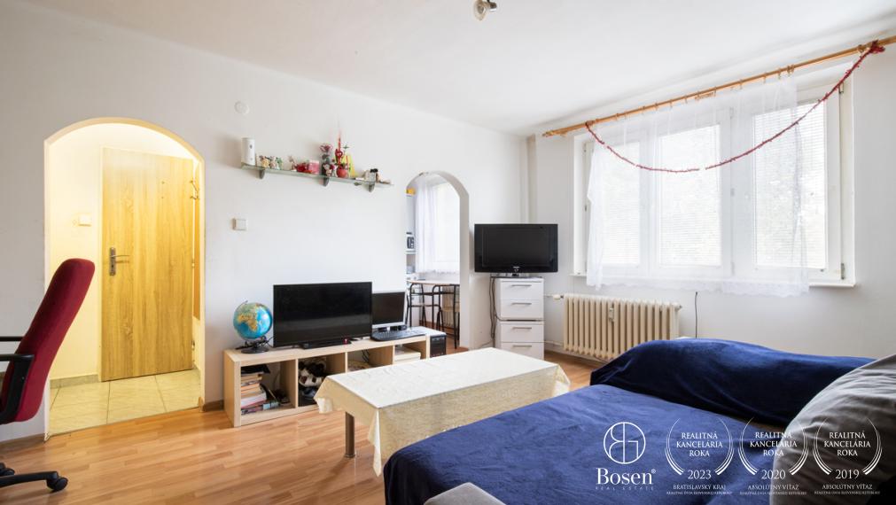 BOSEN | Plne zariadený 1izbový byt na ulici Boriny