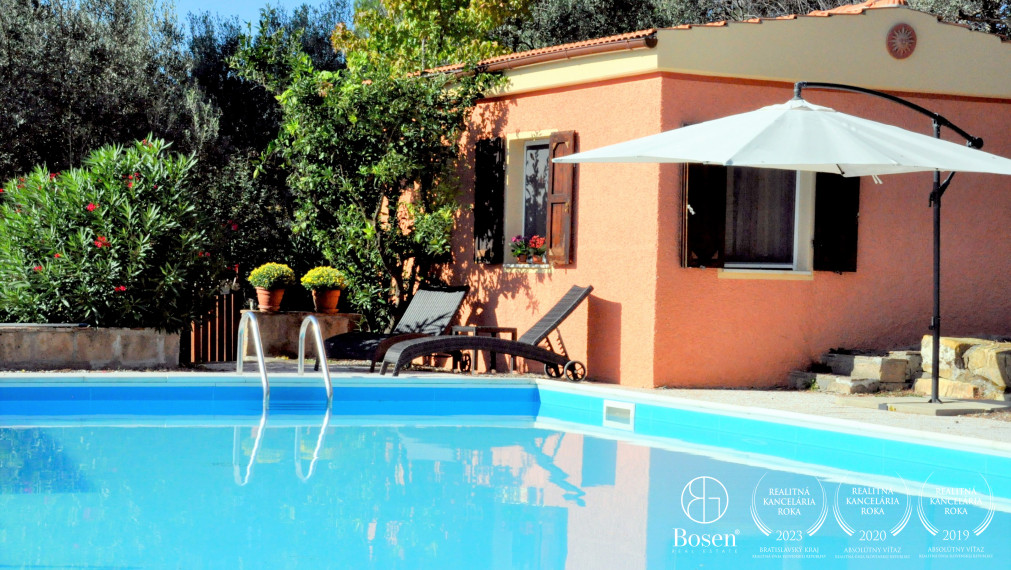 BOSEN I Uniqe agro-tourism complex for Sale, Italy - Tuscany