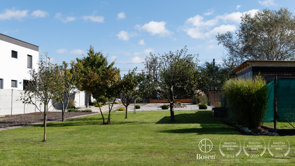 Bosen |  stavebný pozemok v obci Vojka nad Dunajom, okres Dunajská Streda.