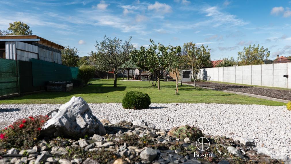 Bosen |  stavebný pozemok v obci Vojka nad Dunajom, okres Dunajská Streda.