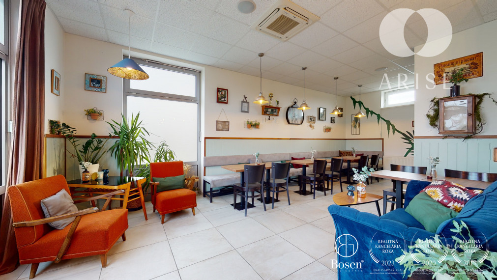 Prenájom útulnej kaviarne GARDENS CAFE v Senec Gardens!