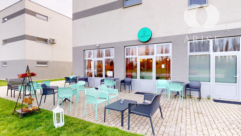 Prenájom útulnej kaviarne GARDENS CAFE v Senec Gardens!