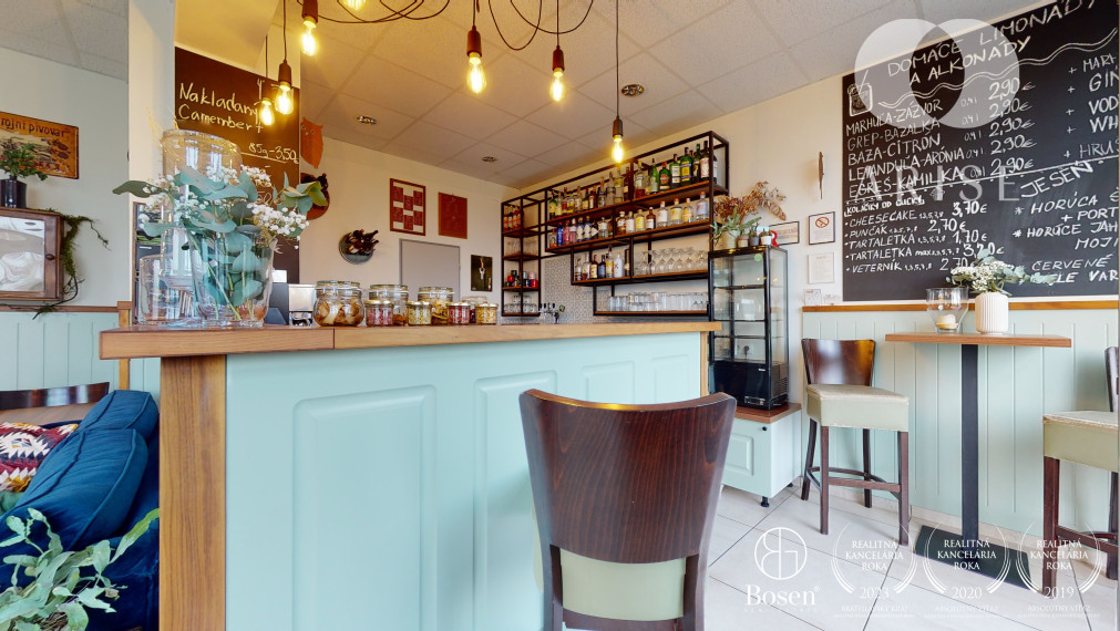 Prenájom útulnej kaviarne GARDENS CAFE v Senec Gardens!