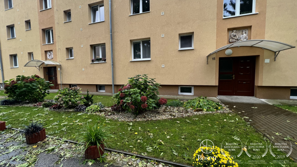 BOSEN | Na prenájom slnečný 2 izbový byt | Trenčín - Sihoť