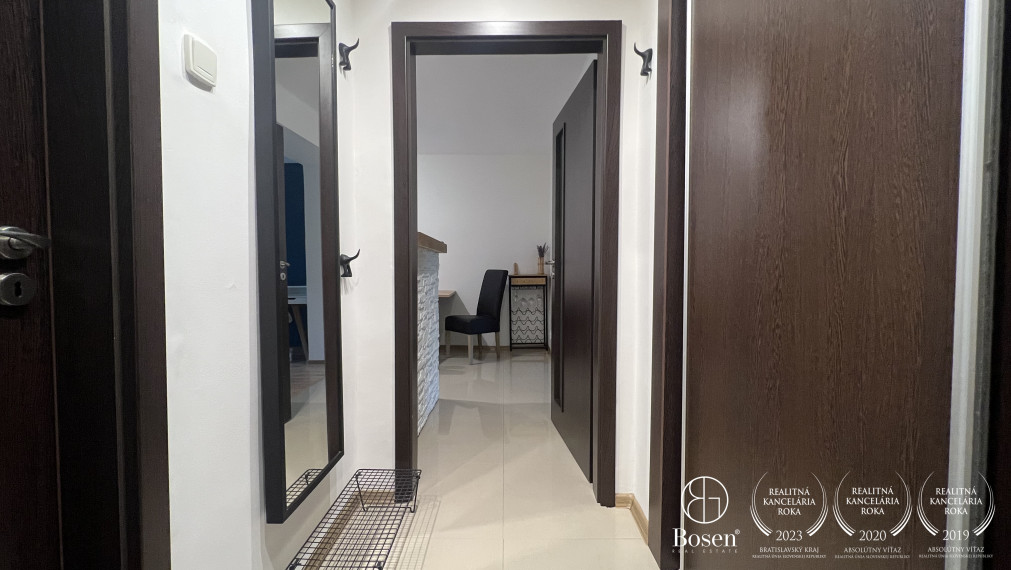 BOSEN | Na prenájom slnečný 2 izbový byt | Trenčín - Sihoť