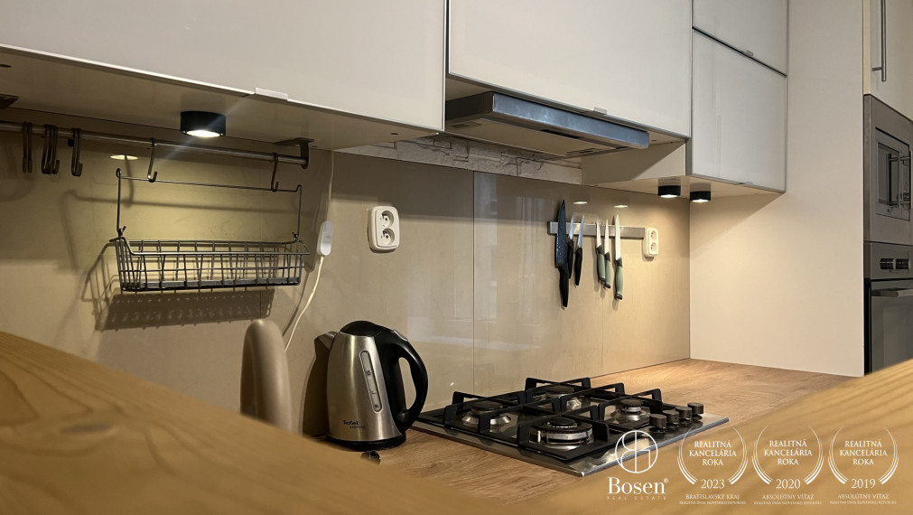 BOSEN | Na prenájom slnečný 2 izbový byt | Trenčín - Sihoť