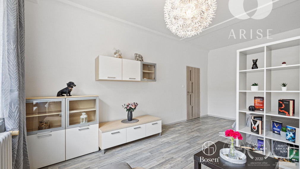 REZERVOVANÝ 1 izbový byt v Ružinove- Ostredky